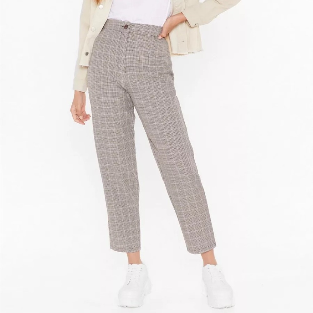 Nasty Gal Plaid High-Rise Tapered Pants size 4
